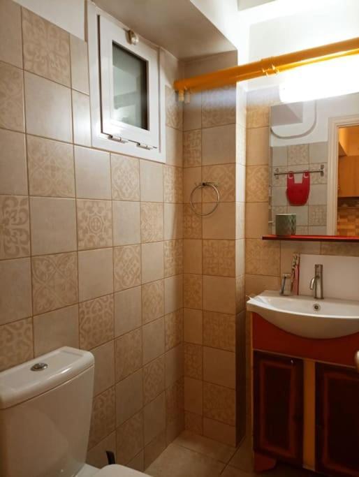 Romantic Apartment Ideal For Women! Atény Exteriér fotografie